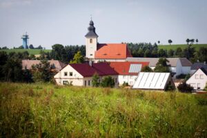 Blick_auf_die_Kirche_in_Großerkmannsdorf © W. Darrelmann