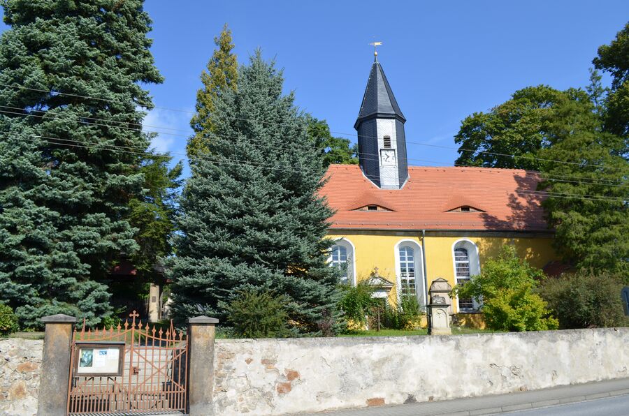 Kirche in Arnsdorf