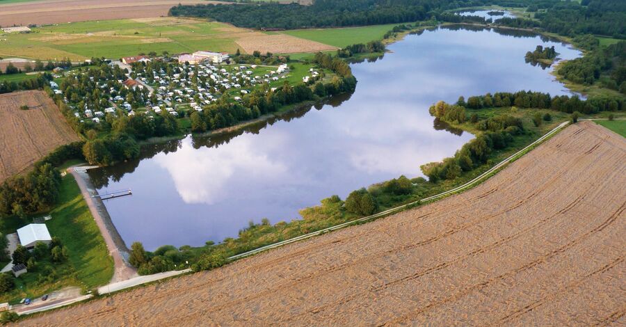 5-Sterne-Campingplatz LuxOase am Stausee Wallroda